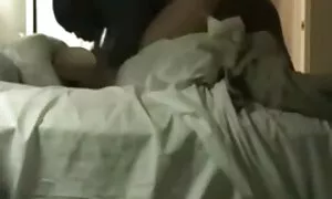 ეს არის ნამდვილი შავ ...